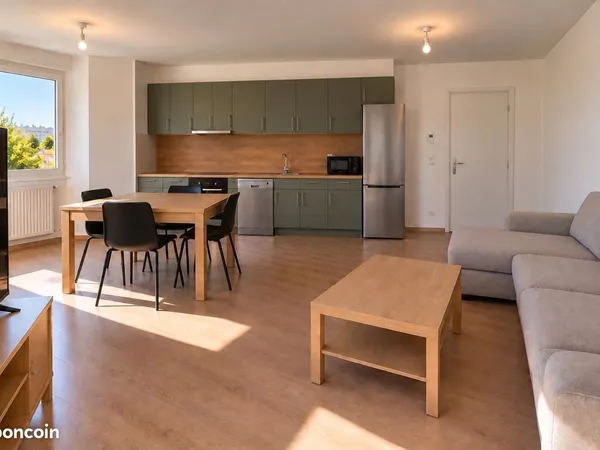 T3 lumineux avec balcon - Annemasse - 230 000