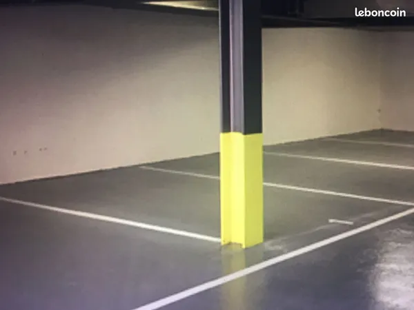 Place de parking souterrain villeurbanne Decorps leon Blum