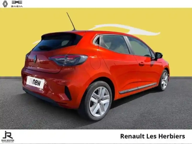 Renault Clio 1.5 blue dci 100ch evolution - 24 — photo 12