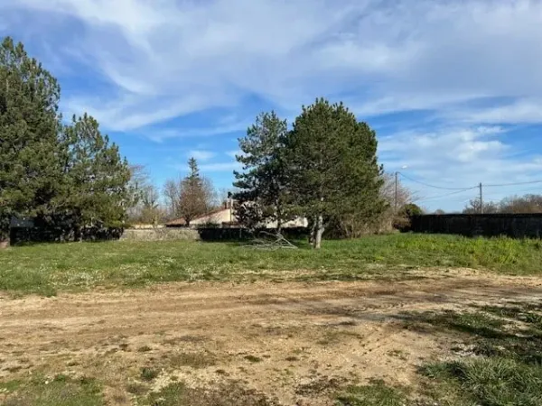 Terrain 830 m²