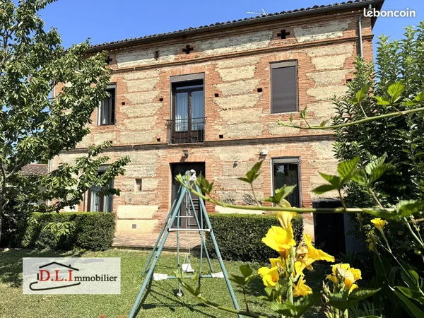 Maison 8 pièces 280 m²