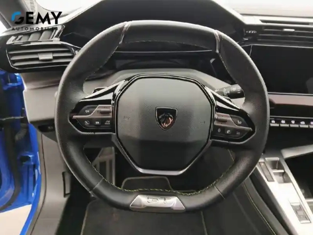 Peugeot 308 phev 225 e-eat8 — photo 13