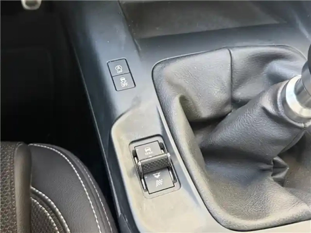 Jaguar E-Pace 2.0 d - 150 ch 2wd bvm — photo 49