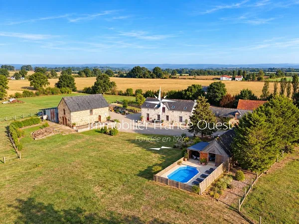 Maison de luxe 10 pièces 243 m²