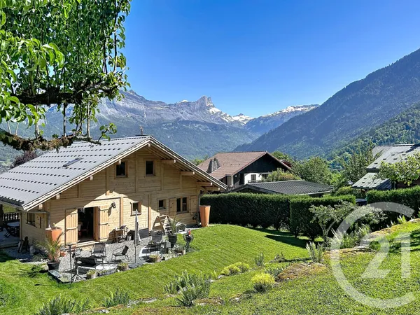 Maison 5 pièces 160 m²