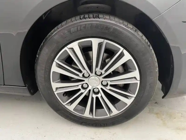Peugeot 308 bluehdi 130ch s&amp;s eat8 — photo 18