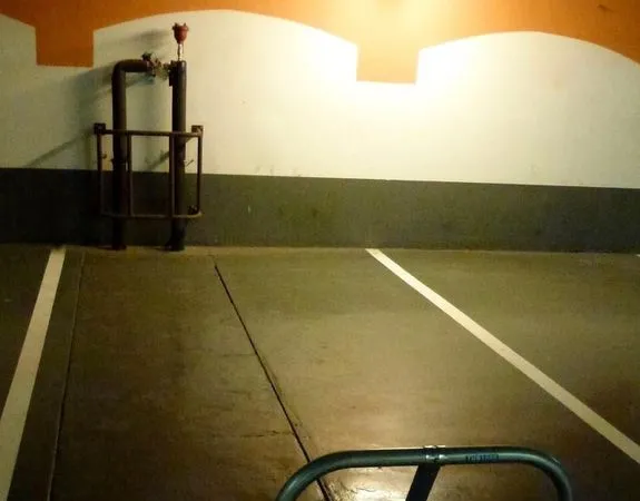 Place de parking sécurisée - Hôpital Saint-Louis - Paris 10e