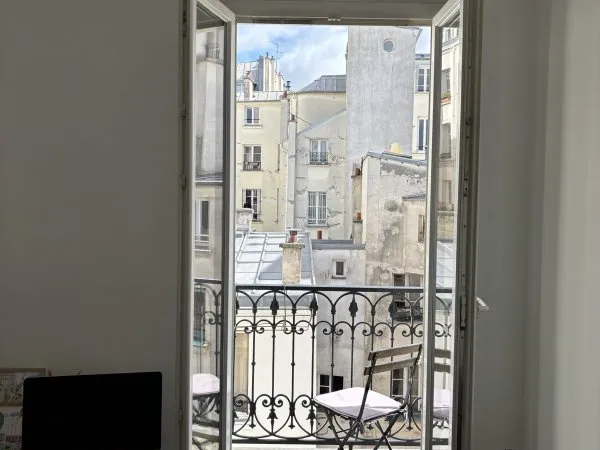 Loue chambre en colocation dans appartement