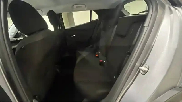 Peugeot 2008 puretech 100 s&amp;s bvm6 — photo 11