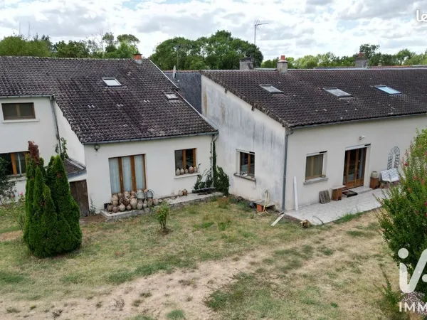 Maison 9 pièces 333 m²