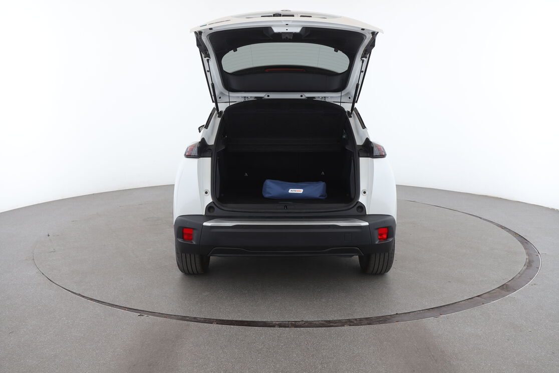 Peugeot 2008 Electrique Allure 50 kWh — photo 15
