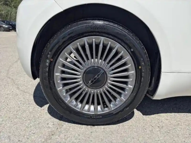 Fiat 500 e 95ch my22 icone — photo 14