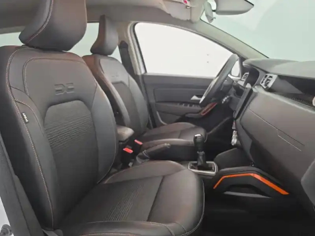 Dacia Duster eco-g 100 4x2 — photo 66