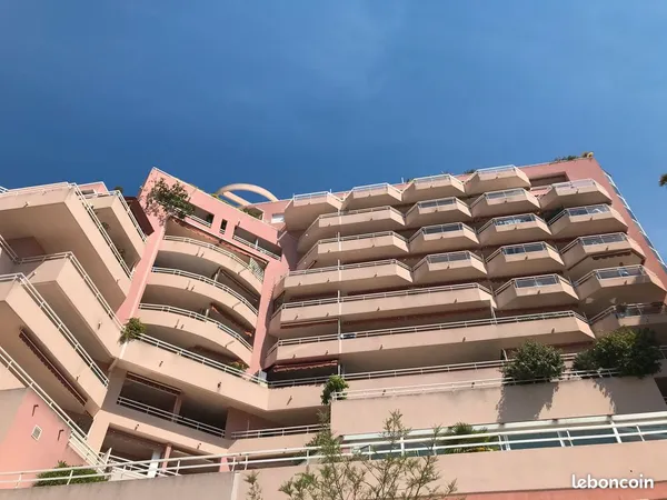 3 pièces vide Villa Paradisio