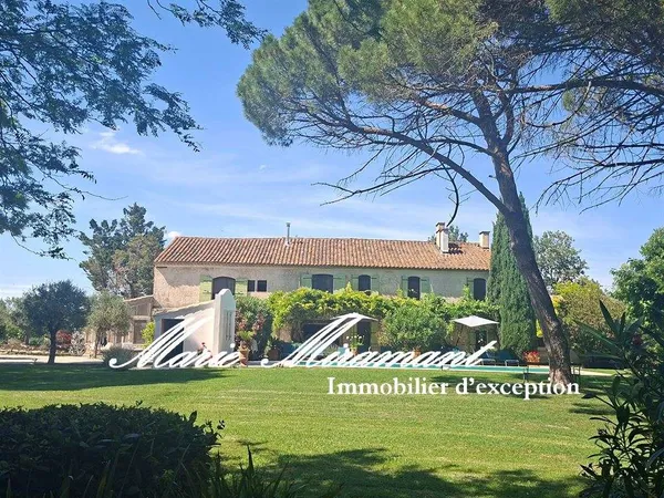 Propriété 12 pièces 450 m²