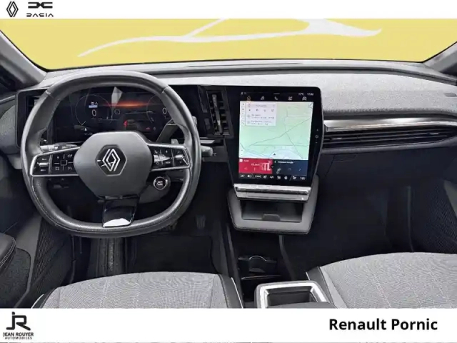 Renault Megane e-tech electric ev60 220ch techno optimum charge — photo 20