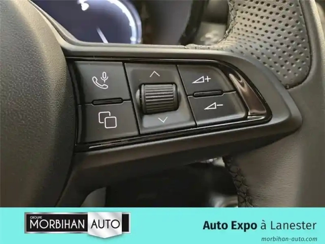 Alfa Romeo Tonale 1.5 hybrid 130 ch tct7 — photo 16