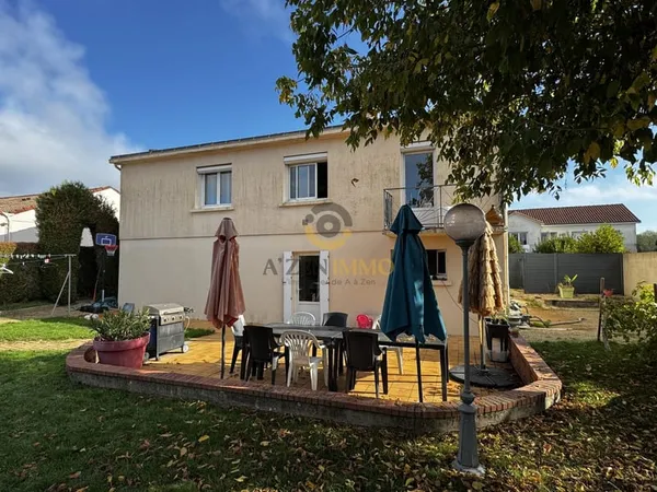Les Herbiers Belle maison familiale sur sous-sol avec 6 chambre