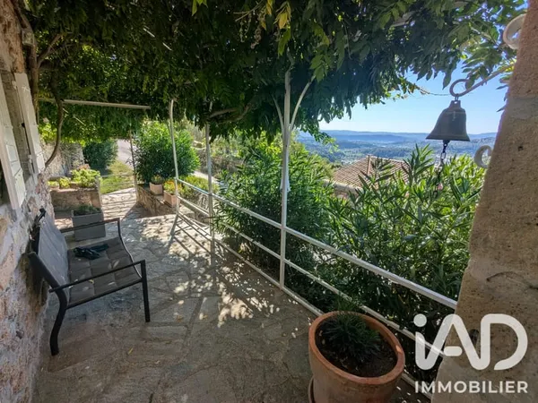Maison 11 pièces 160 m²