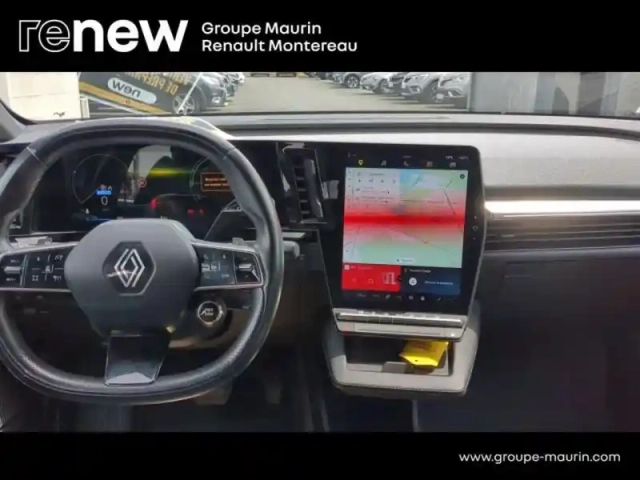 Renault Megane e-tech electric ev60 220ch techno super charge — photo 8