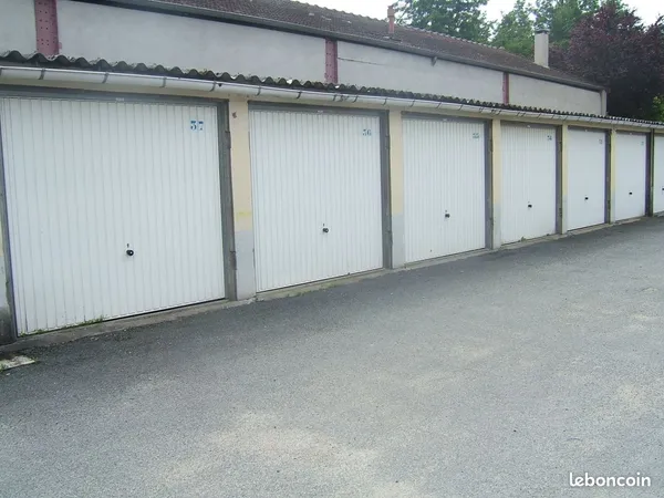 Garage à louer