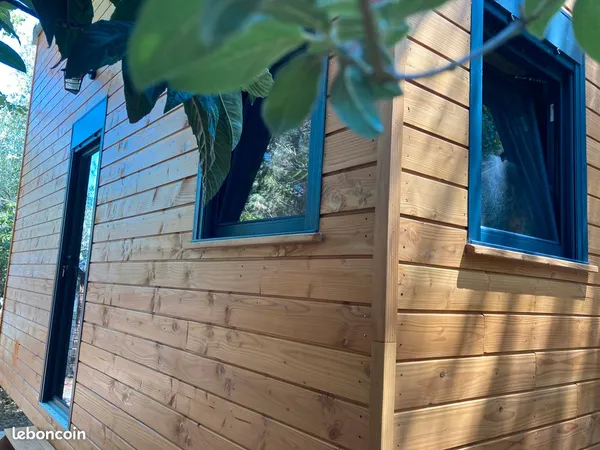 Loue tiny house dans jardin arboré, 32 m2