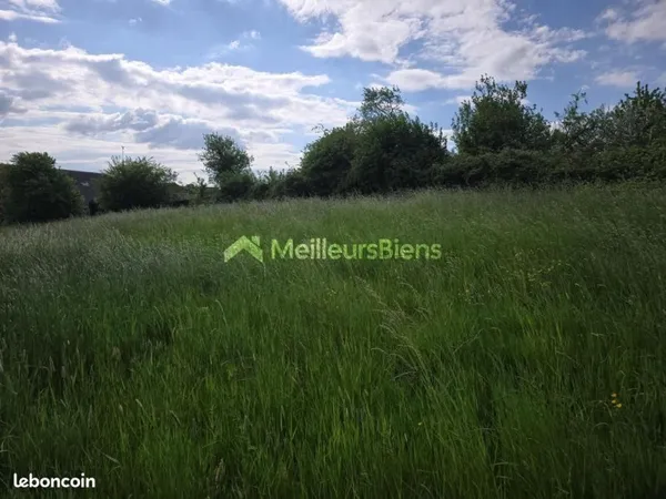 Terrain 700 m² Damouzy