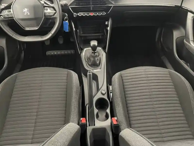 Peugeot 2008 puretech 100 s&amp;s bvm6 — photo 25