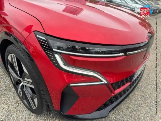 Renault Megane e-tech electric ev60 220ch iconic super charge — photo 13