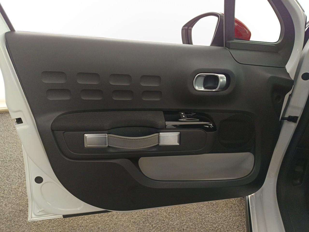 Citroën C3 puretech 83 s&s bvm5 shine — photo 19