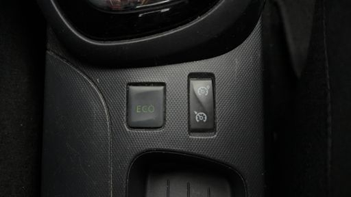 Renault Captur 1.5 dCi Energy 90 EDC6 - Business – 2016 – 146863 km – Diesel – Boîte Automatique — photo 1