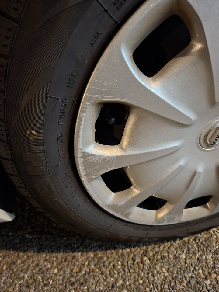 Nissan Micra IG-T 92 — photo 22