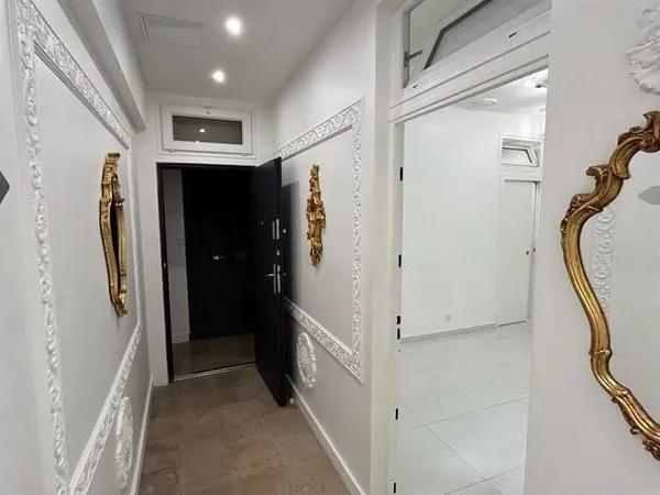 Boutique 80 m²