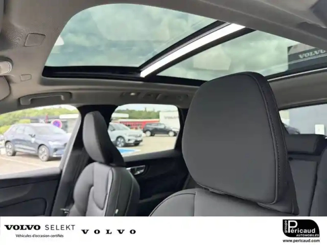 Volvo Xc60 t6 awd hybride rechargeable 253 ch+145 ch geartronic 8 — photo 19