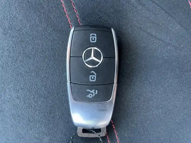 Mercedes Classe A 200 d amg line — photo 2