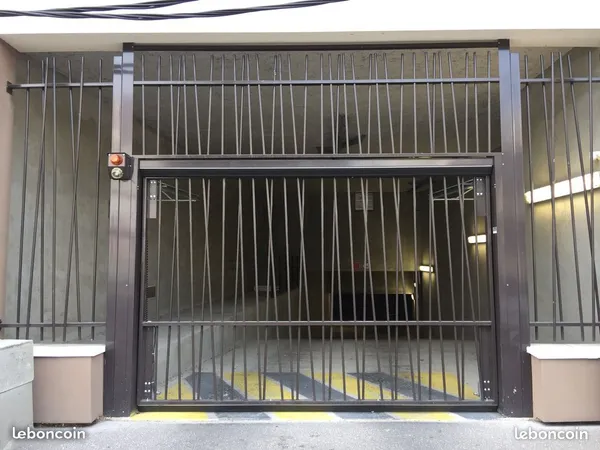Box garage fermé avenue galline salengro