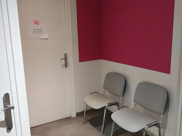 Location Bureau 13 m² - Cabinet Pluridisciplinaire