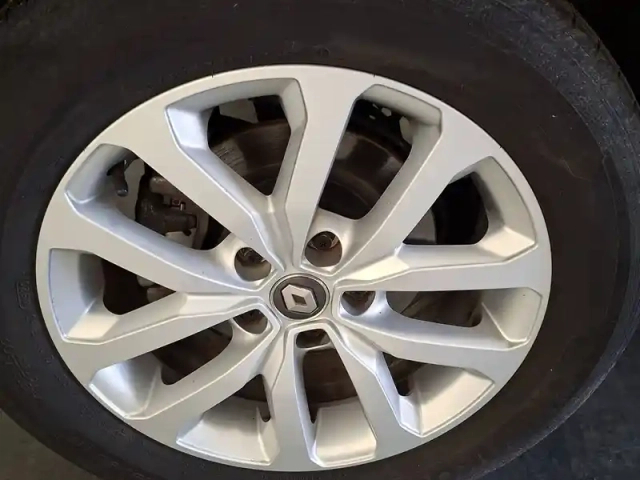 Renault Kadjar blue dci 115 — photo 13