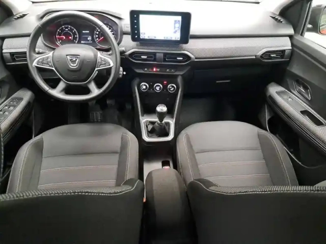 Dacia Jogger tce 110 7 places — photo 44