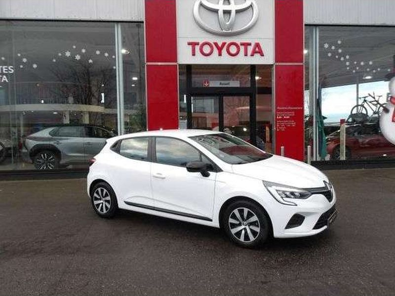 Renault CLIO Renault Clio 1.6 E-Tech 145ch full hybrid Evolution — photo 1