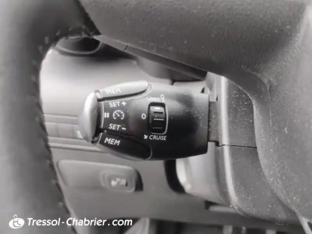 Citroën C3 Aircross puretech 130 s&amp;s eat6 shine — photo 27