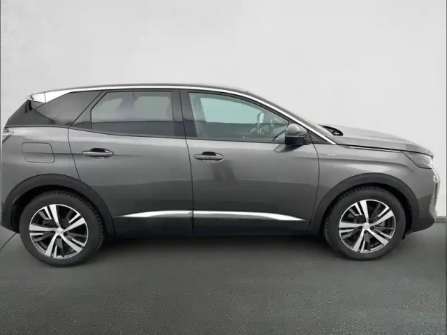 Peugeot 3008 hybrid 225 e-eat8 — photo 35