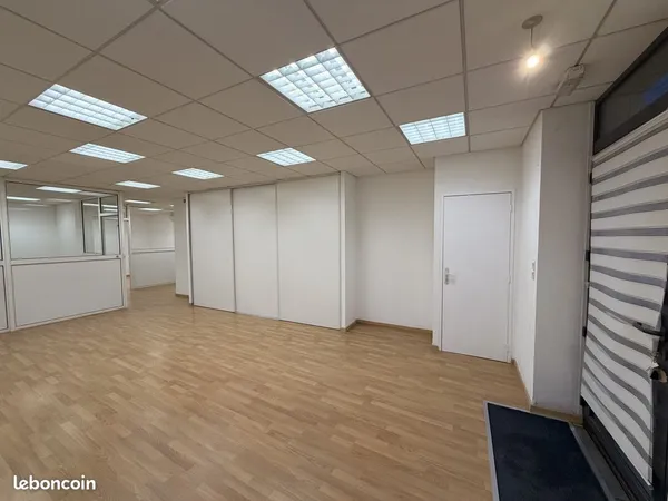 Bureaux, local commercial 72 m² Périgueux