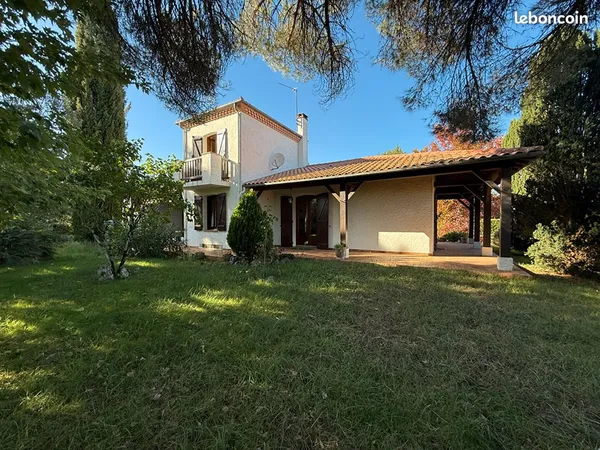 Maison 5 pièces 140 m²