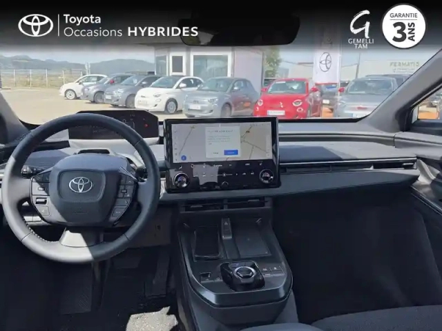 Toyota C-Hr + 224ch 77kwh design grande autonomie — photo 8