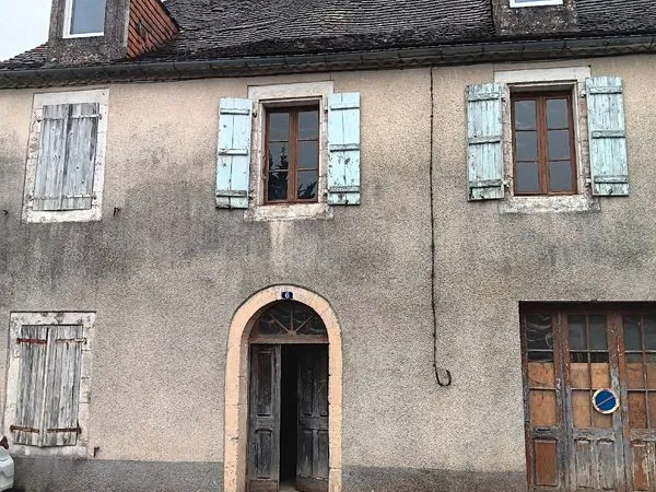 Vend maison a rénover