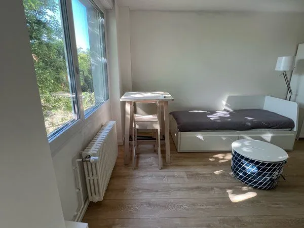 Studio meublé - Gare Hagondange