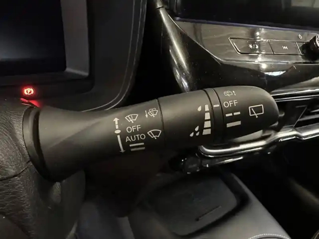 Nissan Juke dig-t 114 — photo 11