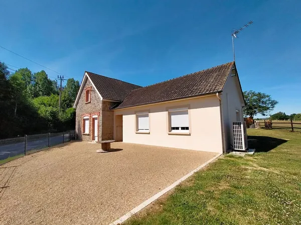 Maison Saint Pierre Des Nids 6 pièces 110m² terrain 1ha env.