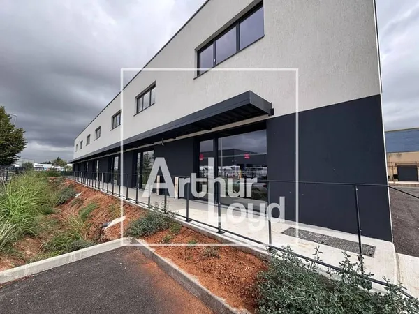 Local d'activité 625 m²
